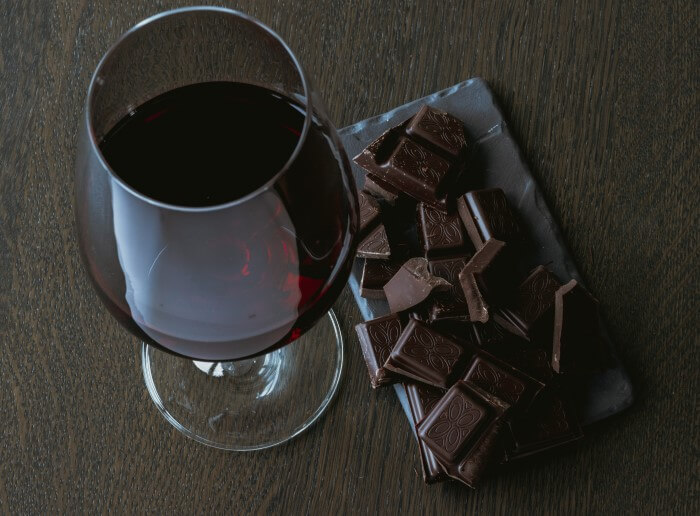 Chocolate e vinho ao leite