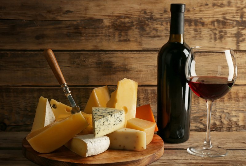 Vinhos E Queijo Gouda