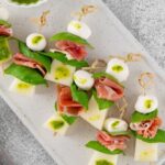 Canapés de presunto parma 