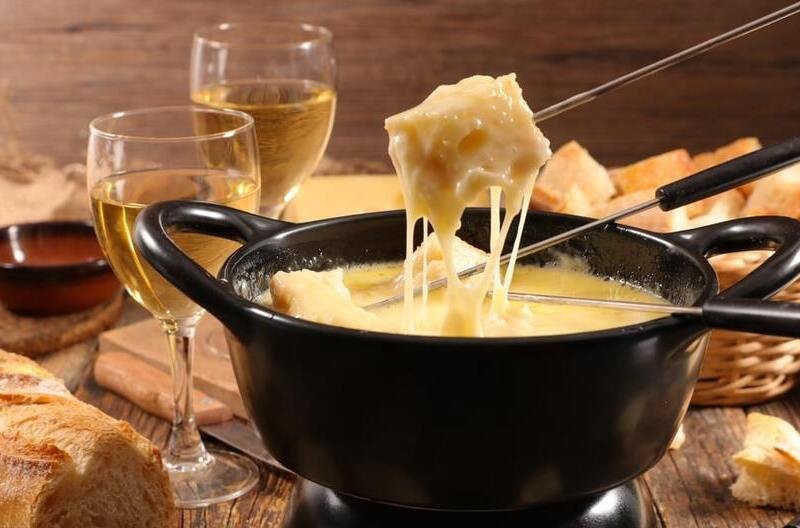 Noite Do Fondue