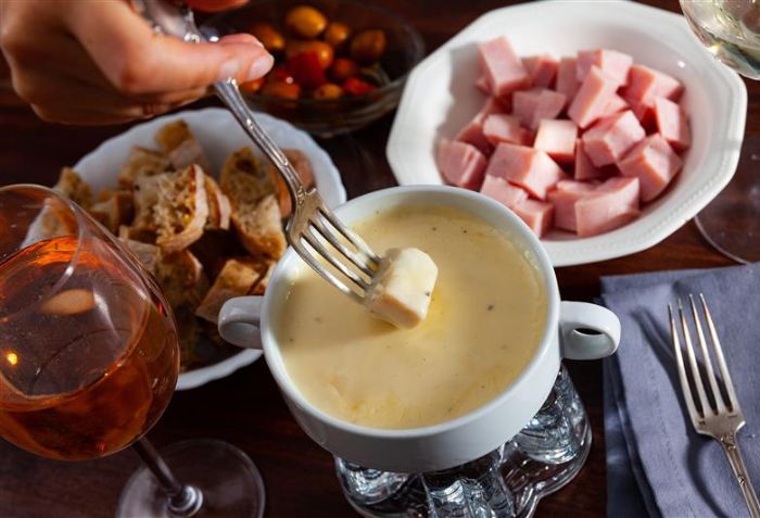 Noite do fondue, organização do ambiente