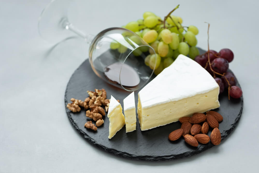 harmonização queijos e vinhos queijos de pasta mole de crosta branca