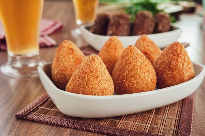 Prato com coxinha