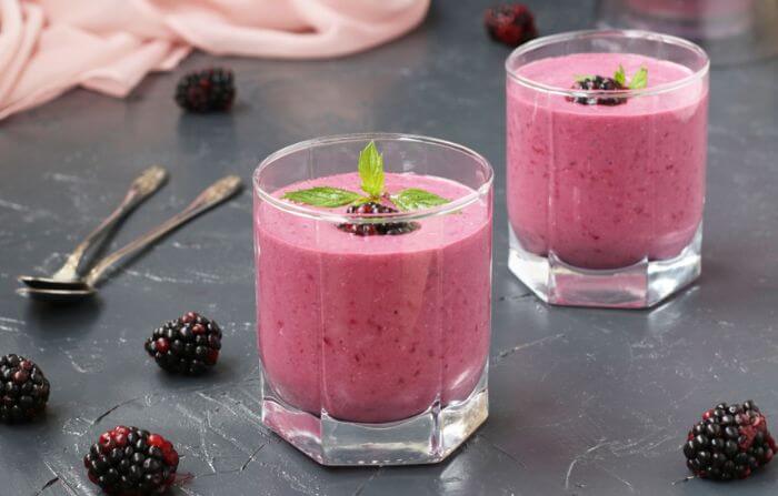 Mousse de frutas vermelhas é uma das receitas inusitadas com vinho