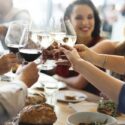 Mulher E Vinho: 15 Opções De Rótulos Para Degustar