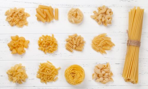 Diferentes Tipos De Massa De Macarrão.