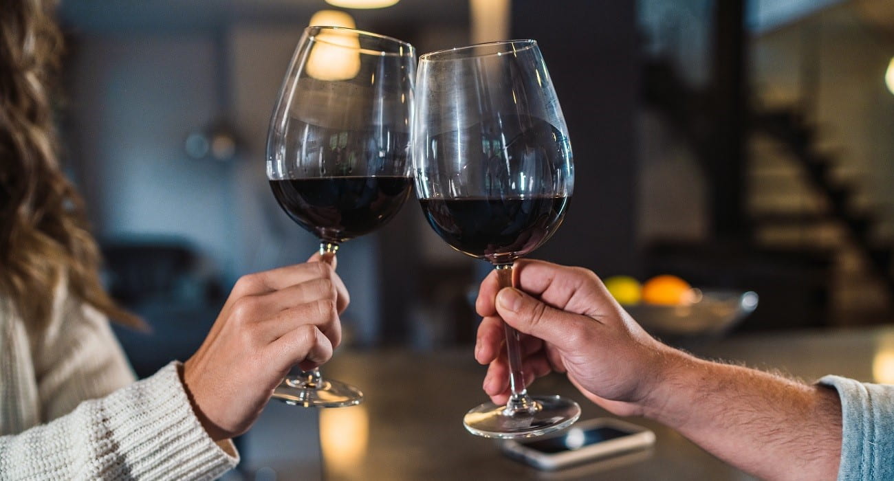 Intoxicação Por Metanol: Entenda Por Que Os Vinhos Do Divvino São Confiáveis