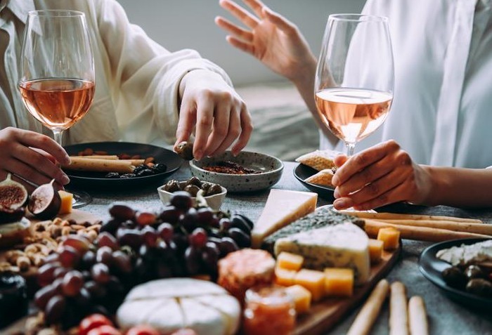 degustação de vinhos e petiscos